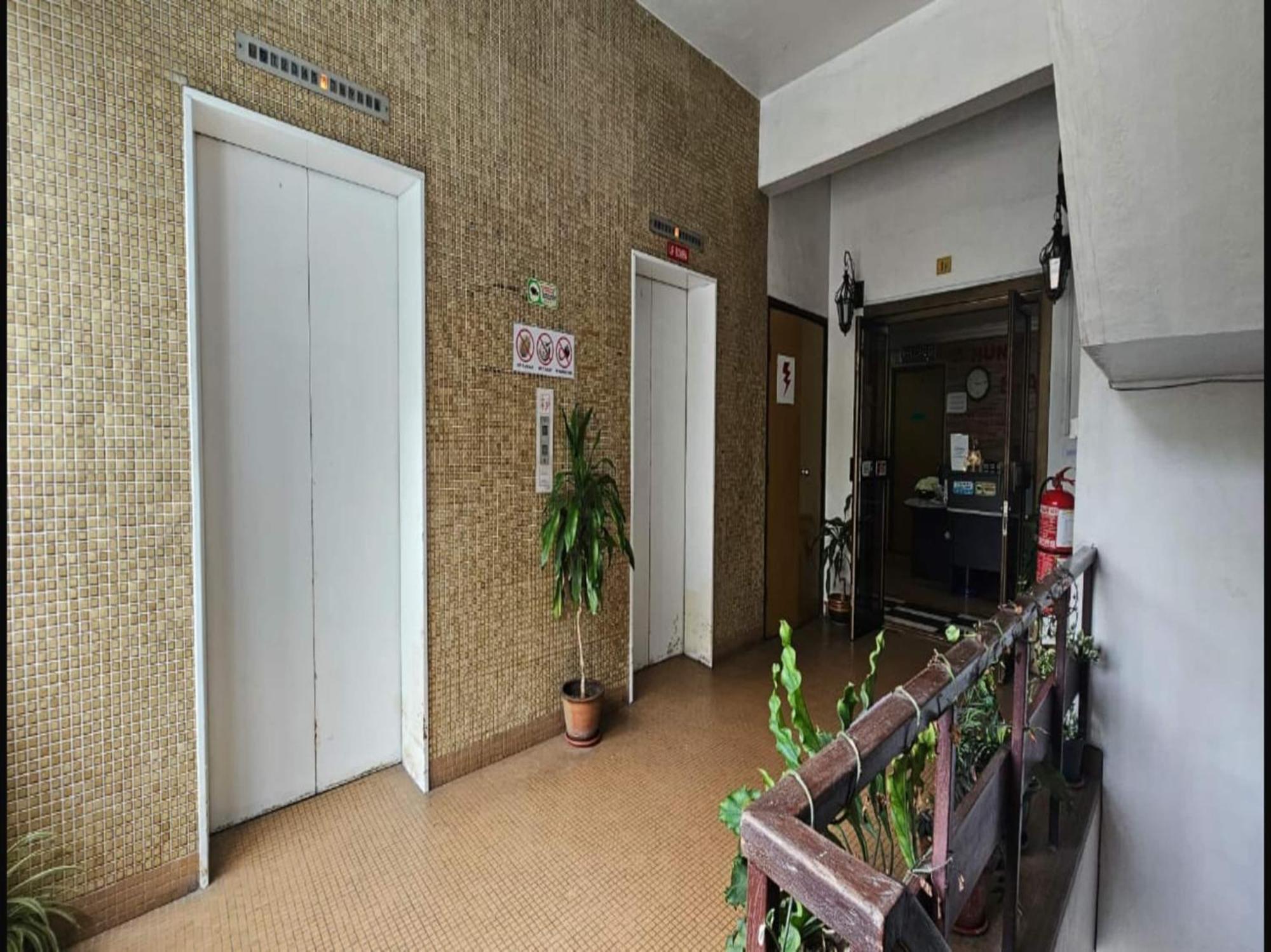 Oyo 90979 Sianglory Inn Kota Kinabalu Eksteriør bilde